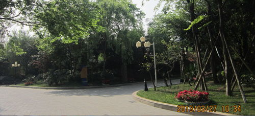 樂山豪華旋轉(zhuǎn)門,圣達(dá)自動門,樂山旋轉(zhuǎn)門